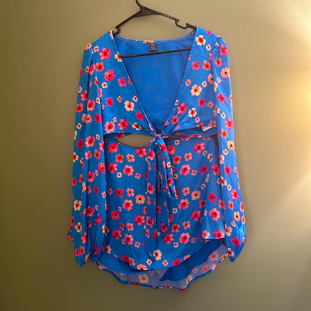 SHEIN Floral Tie Front Romper - Size L